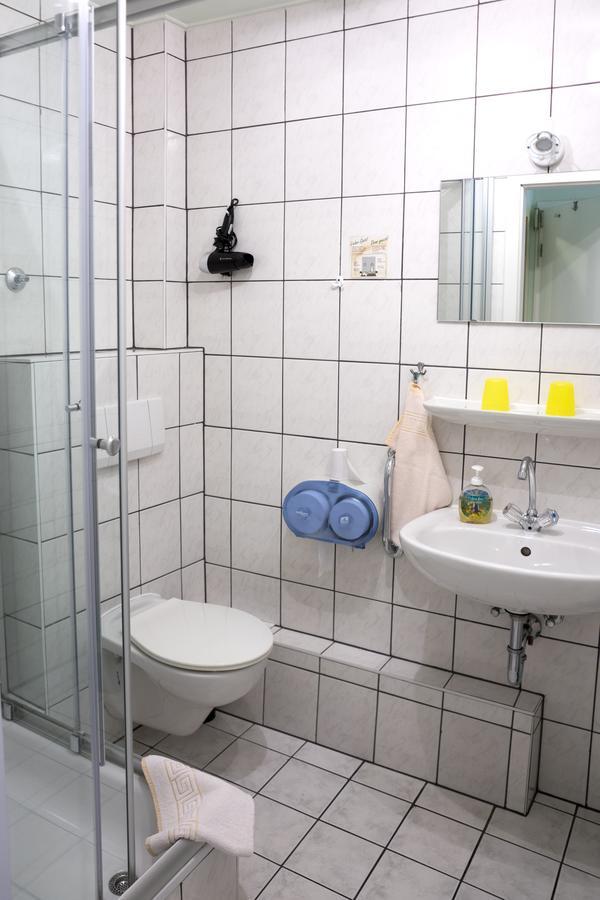 Pension Bei Schinderhannes Und Julchen Boppard Εξωτερικό φωτογραφία